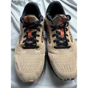 Brooks  Adrenaline GTS mens size 11